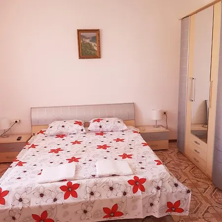 בית הארחה Дом Мариана *